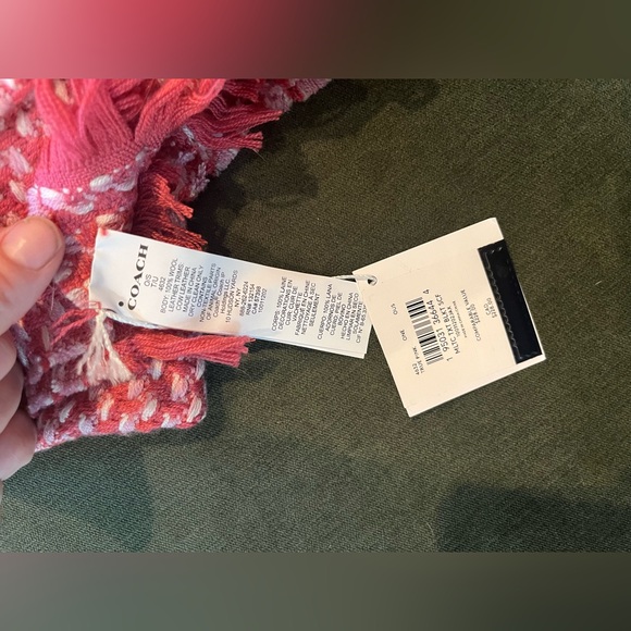 Coach Multicolored Textured Blanket Scarf in True Pink 100% Wool - Picture 3 of 7